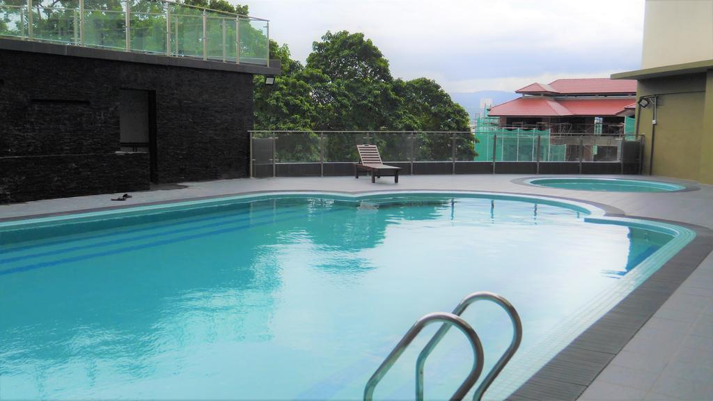 Klcc Dorm Hostel Kuala Lumpur Exteriör bild