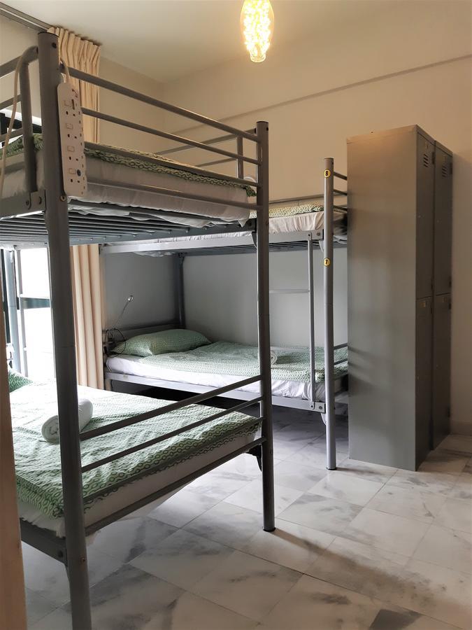 Klcc Dorm Hostel Kuala Lumpur Exteriör bild