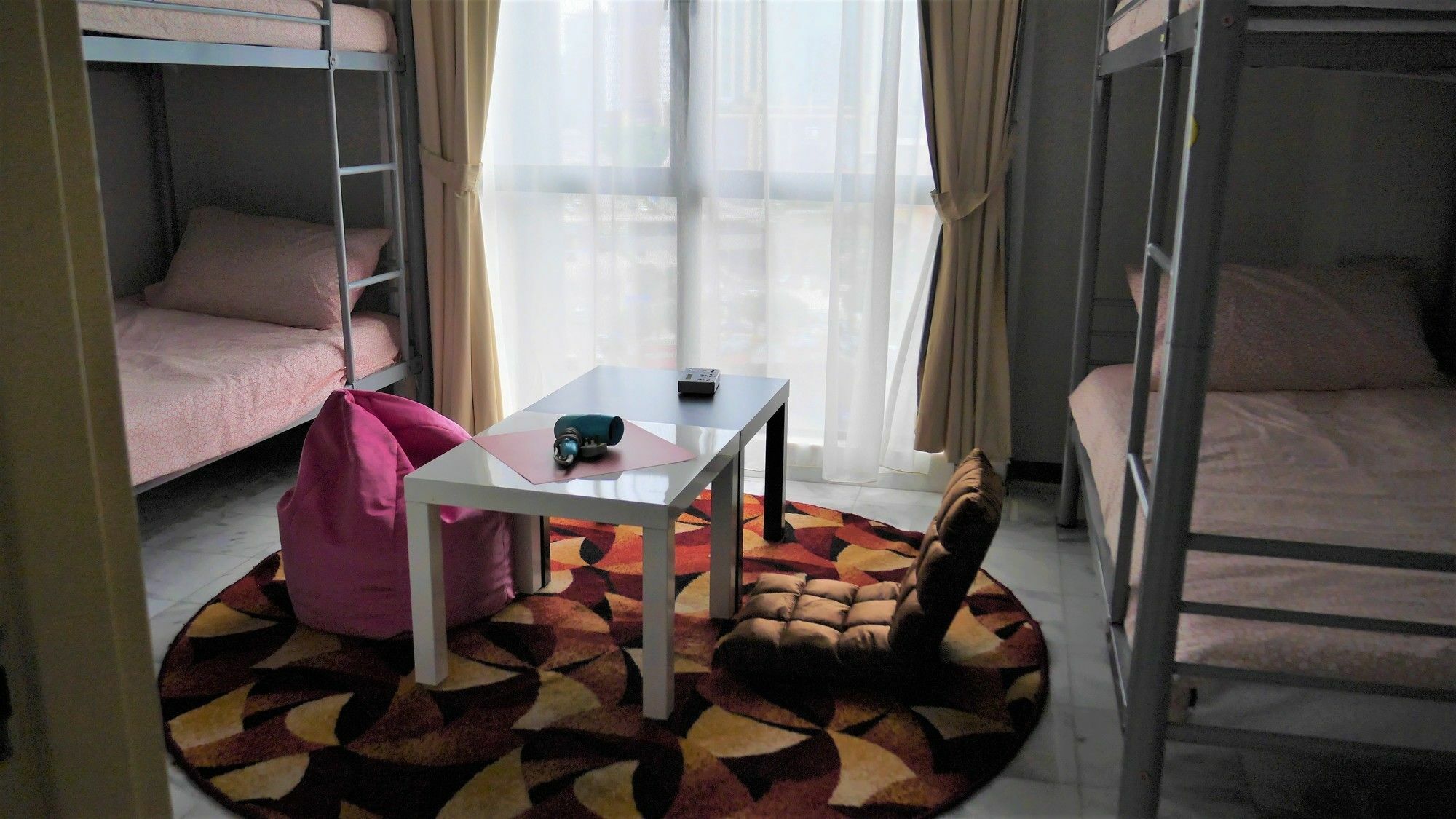 Klcc Dorm Hostel Kuala Lumpur Exteriör bild